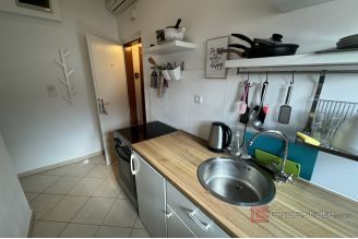 011 2036 99 Split center Unique property in the city center for sale