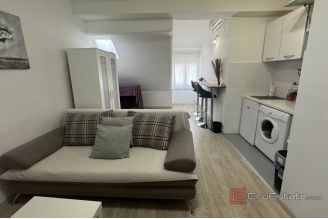 011 2036 99 Split center Unique property in the city center for sale