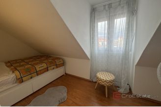 011 2036 99 Split center Unique property in the city center for sale