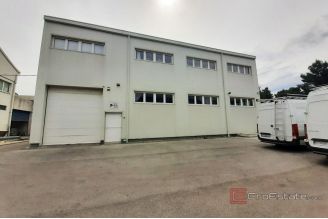 006 2016 605 Business space for production and storage for rent