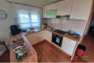 010 2016 606 kastela penthouse with sea view for sale