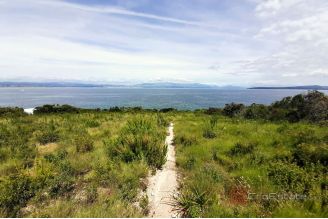 005 2016 607 island solta attractive building plot with sea view for sale