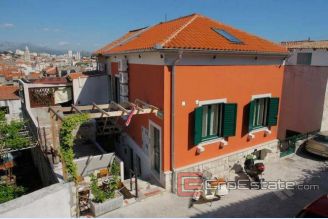01 4541 30 split mini hotel