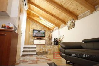 20 4541 30 split mini hotel