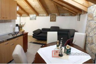 20 4541 30 split mini hotel