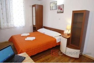 20 4541 30 split mini hotel