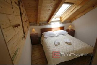 20 4541 30 split mini hotel