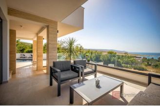 019 2018 255 Zadar Modern house with two apartments with a sea view for sale