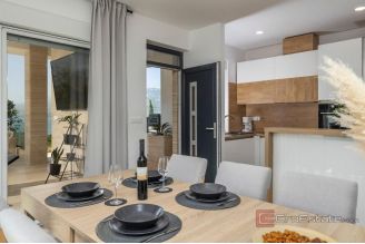 019 2018 255 Zadar Modern house with two apartments with a sea view for sale