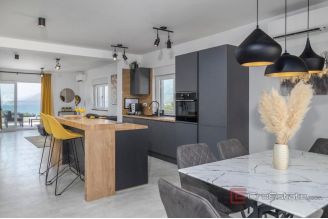 019 2018 255 Zadar Modern house with two apartments with a sea view for sale