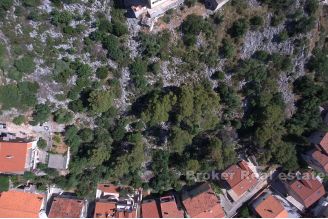 011 2044 05 Sibenik Building land with sea view for sale
