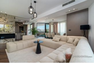 020 2035 150 Trogir Luxury villa with pool and panoramic sea view sale