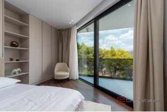 020 2035 150 Trogir Luxury villa with pool and panoramic sea view sale