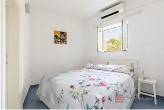 006 2045 03 Split city center One bedroom apartment for sale