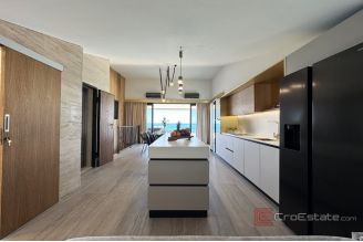 018 2030 73 Island of Pag Luxury penthouse first row to the sea for sale