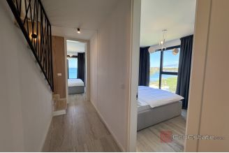 018 2030 73 Island of Pag Luxury penthouse first row to the sea for sale