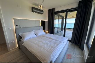 018 2030 73 Island of Pag Luxury penthouse first row to the sea for sale