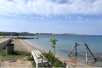 018 2030 73 Island of Pag Luxury penthouse first row to the sea for sale