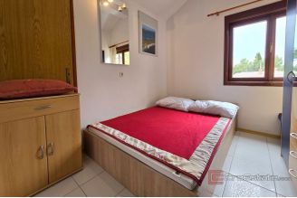 009 2029 75 vodice apartment house near the sea for sale