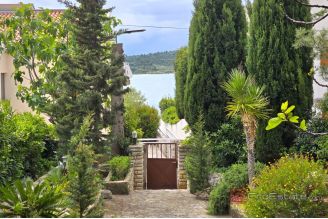 009 2029 75 vodice apartment house near the sea for sale