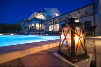 016 2044 09 Zadar Villa with pool for sale