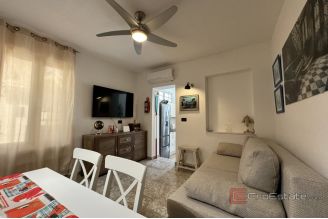 014 2036 102 Split center Charming house with sea view for sale