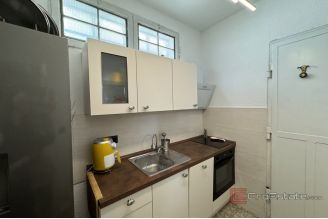 014 2036 102 Split center Charming house with sea view for sale