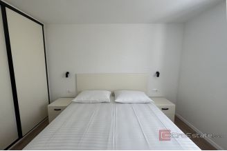 015 2035 154 Split Visoka Modern Three bedroom apartment for rent