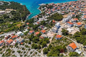 005 2022 410 Primosten Building land with a sea view for sale