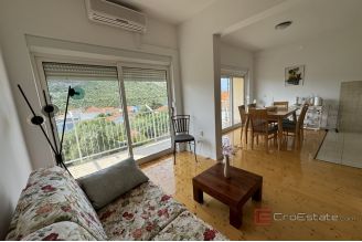 017 2036 103 Rogoznica Apartment house in a quiet location for sale