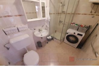 010 2016 609 Brac Apartment with a sea view for sale