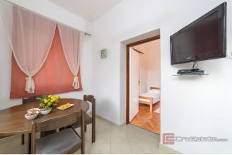 020 2029 77 island murter apartment house near the sea for sale