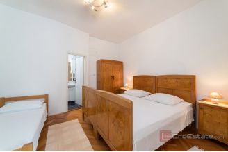 020 2029 77 island murter apartment house near the sea for sale