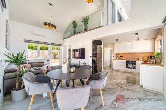 020 5308 30 Island of Brac Unique house with sea view for sale