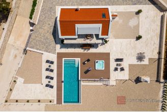 020 5308 30 Island of Brac Unique house with sea view for sale