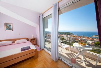 017 2048 02 Makarska Attractive villa with a sea view for sale