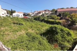004 2016 611 Brac Building land for sale