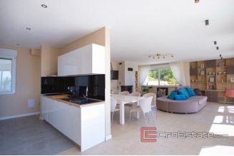 020 2048 03 Split area Two attractive villas with panoramic sea view sale