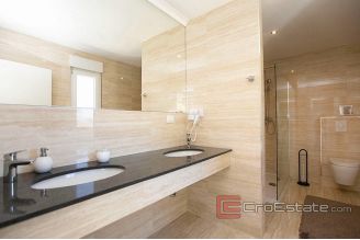 020 2048 03 Split area Two attractive villas with panoramic sea view sale