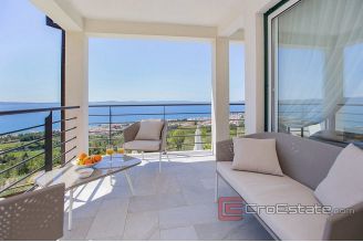 020 2048 03 Split area Two attractive villas with panoramic sea view sale