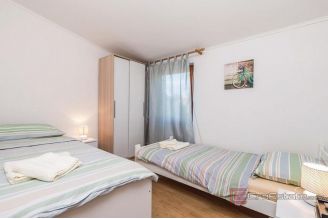 013 1021 21 Island of Krk Detached house with pool for sale