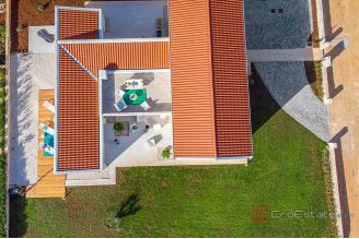 014 2041 78 Ugljan Villa with indoor pool and a sea view for sale
