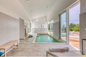 014 2041 78 Ugljan Villa with indoor pool and a sea view for sale