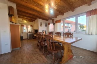 010 2035 159 island ciovo spacious three bedroom apartment for sale