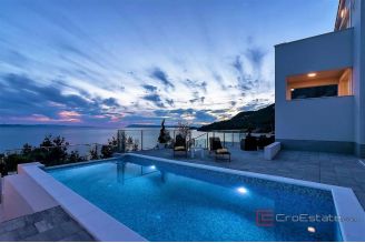 011 2044 16 Makarska Villa with pool and sea view for sale