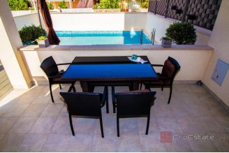 011 1021 23 Krk Modern apartment for sale