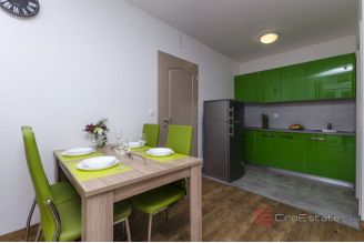 016 2048 05 Omis Attractive Villa near the sea for sale