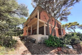 006 2016 613 Hvar seafront unfinished apartment house for sale