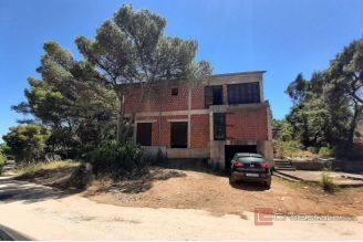 006 2016 613 Hvar seafront unfinished apartment house for sale