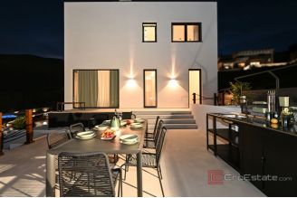 019 2045 08 Split area Villa with open sea view for sale